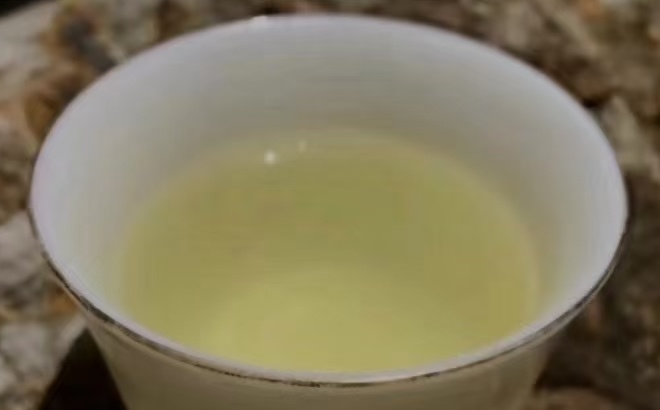 茶水是电解质水吗?